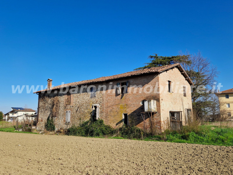 Immagine 4 di Rustico / casale in vendita  in Via Magazzeno,2705 a Savignano Sul Panaro