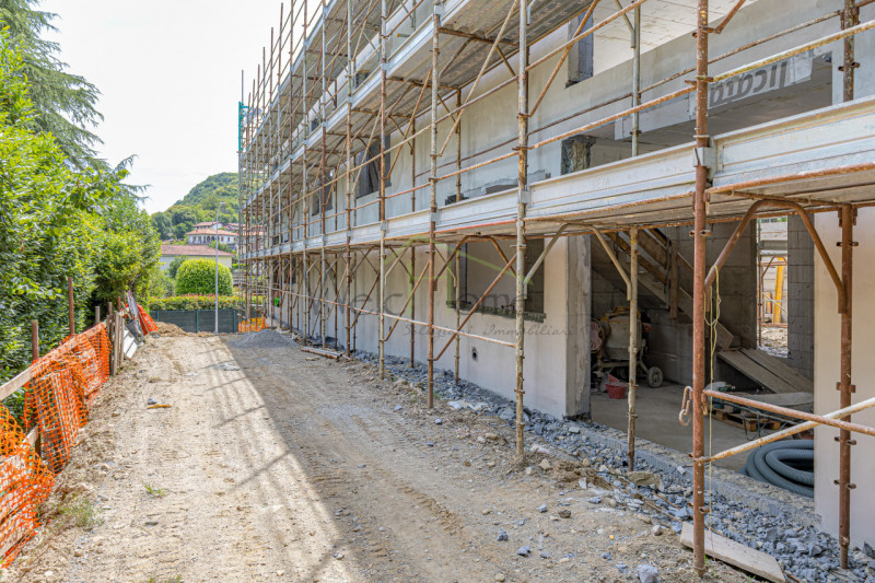 Immagine 13 di Villa in vendita  a Tavernerio