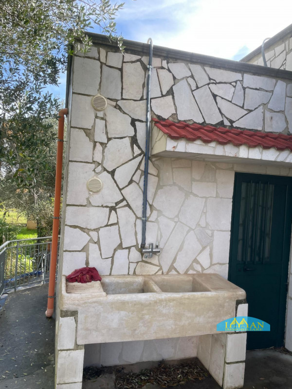 Immagine 18 di Villa in vendita  in Contrada Foggia Sant'Anna a Ceglie Messapico