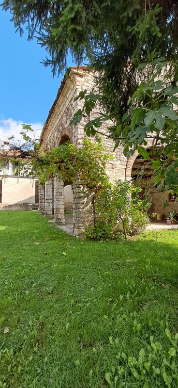 Immagine 18 di Rustico / casale in vendita  in via cazzola a San Vito Di Leguzzano