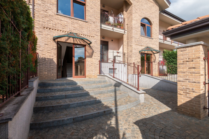 Immagine 5 di Appartamento in vendita  in VIA ISONZO 27 a Leini