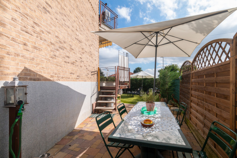 Immagine 19 di Appartamento in vendita  in VIA ISONZO 27 a Leini