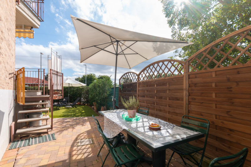 Immagine 20 di Appartamento in vendita  in VIA ISONZO 27 a Leini