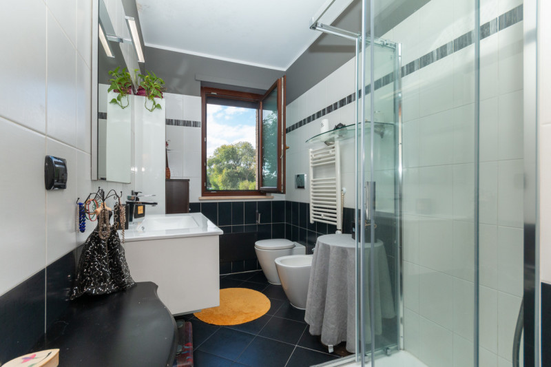 Immagine 39 di Appartamento in vendita  in VIA ISONZO 27 a Leini