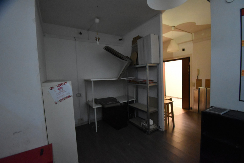 Immagine 13 di Appartamento in vendita  in Via Cino da Pistoia a Roma