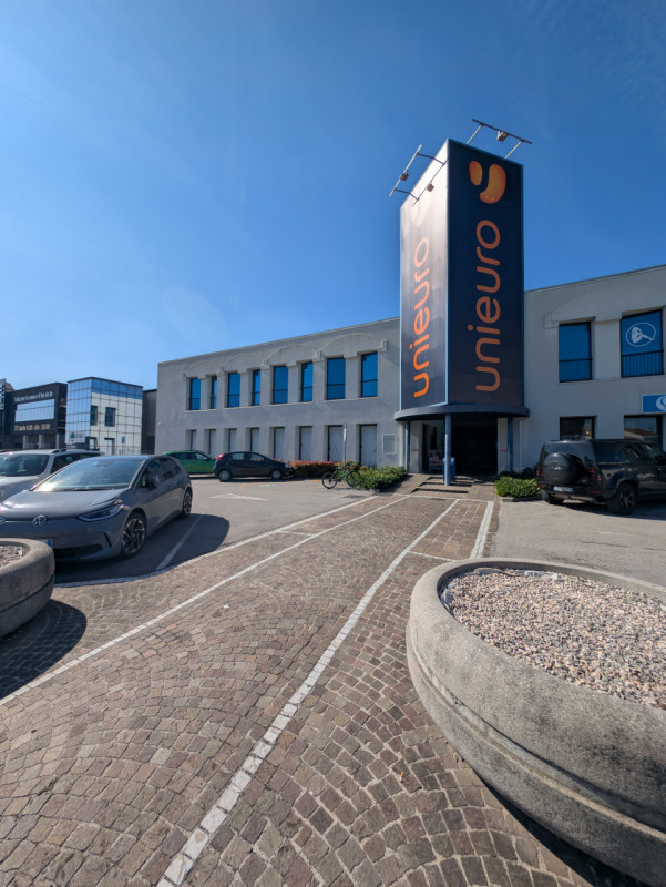 Immagine 2 di Ufficio in affitto  in thiene via gombe 18 a Thiene