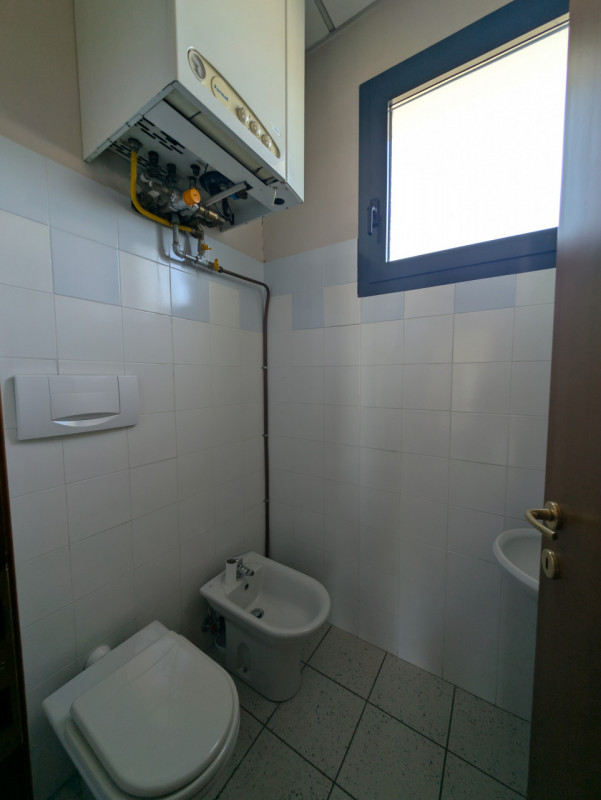 Immagine 12 di Ufficio in affitto  in thiene via gombe 18 a Thiene