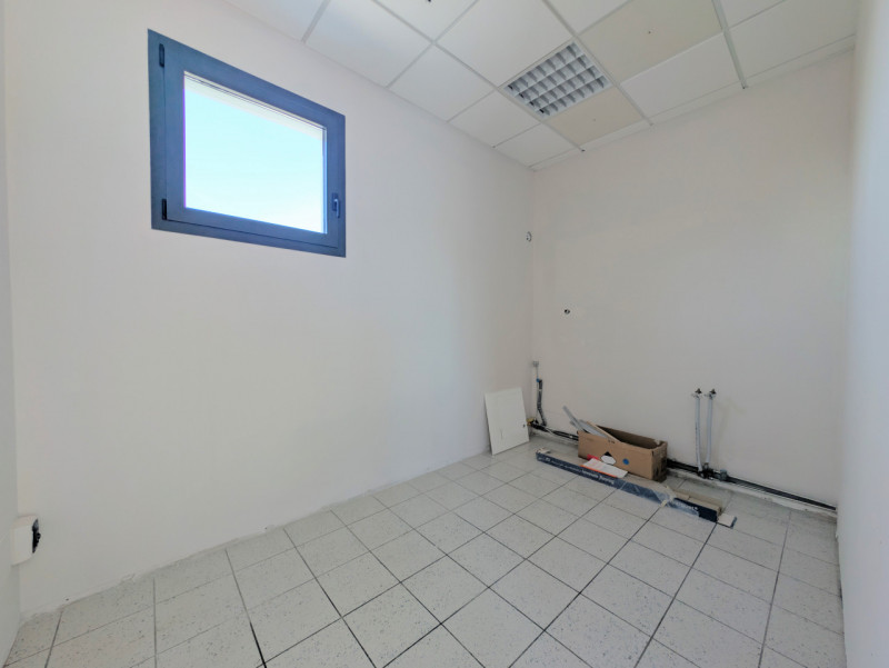 Immagine 13 di Ufficio in affitto  in thiene via gombe 18 a Thiene