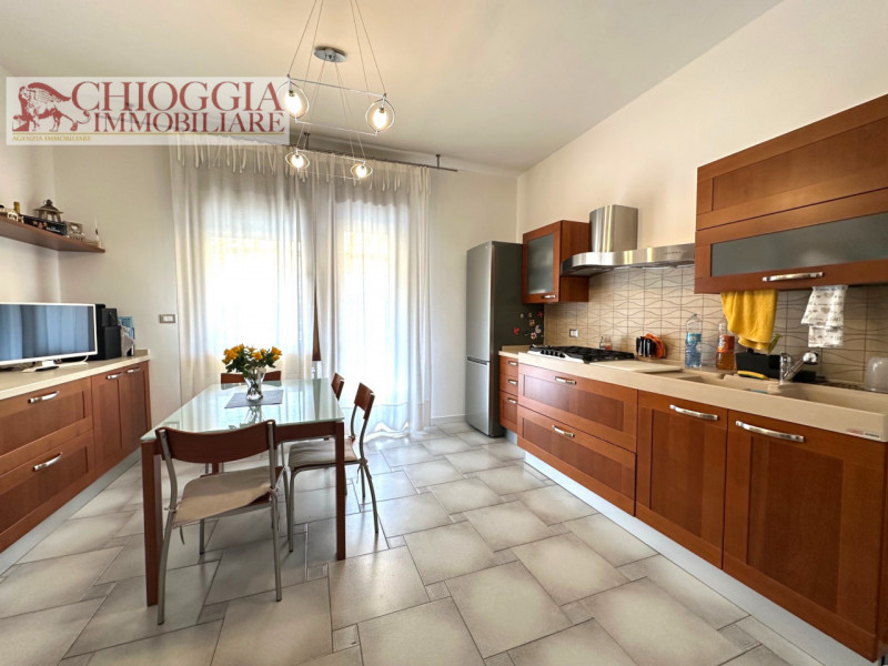 Immagine 10 di Casa indipendente in vendita  in Via Papa Giovanni XXIII a Chioggia