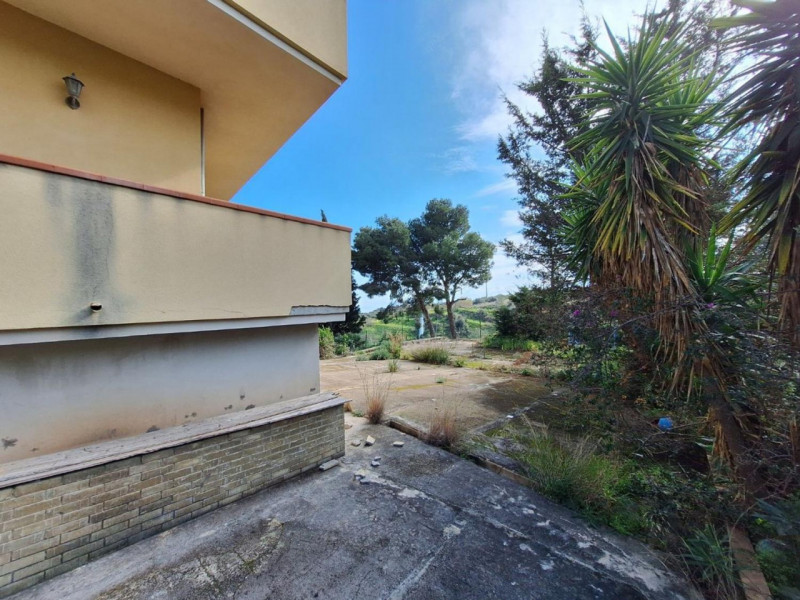 Immagine 29 di Appartamento in vendita  in via Piano Torre Marroia, N. snc a Altavilla Milicia