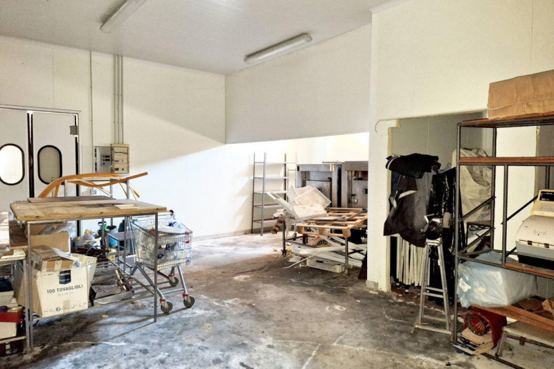 Immagine 6 di Capannone industriale in vendita  in San Terenziano, N. Snc a Gualdo Cattaneo