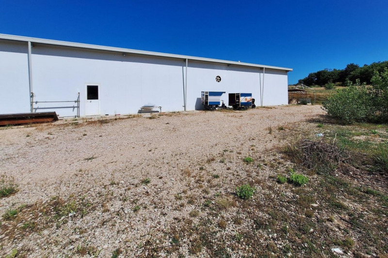 Immagine 17 di Capannone industriale in vendita  in San Terenziano, N. Snc a Gualdo Cattaneo