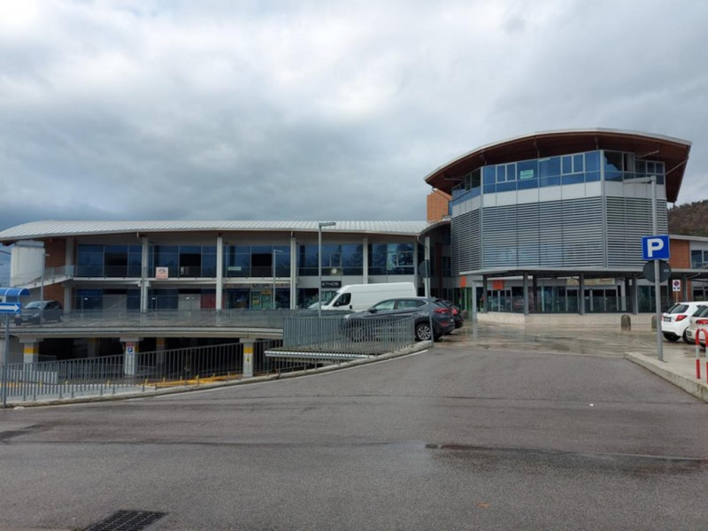 Immagine 4 di Cantina in vendita  in Via Flaminia, N. snc a Gualdo Tadino
