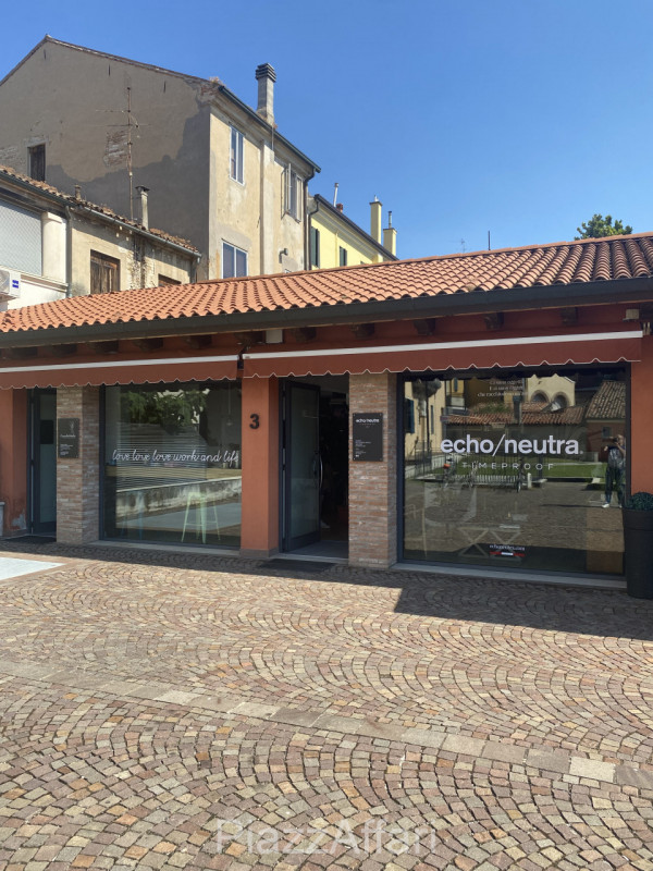 Immagine 5 di Negozio in vendita  in Piove di Sacco Piazzetta Carlo Rosso a Piove Di Sacco