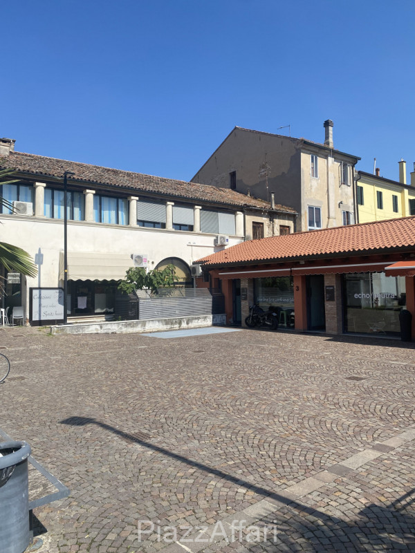 Immagine 6 di Negozio in vendita  in Piove di Sacco Piazzetta Carlo Rosso a Piove Di Sacco