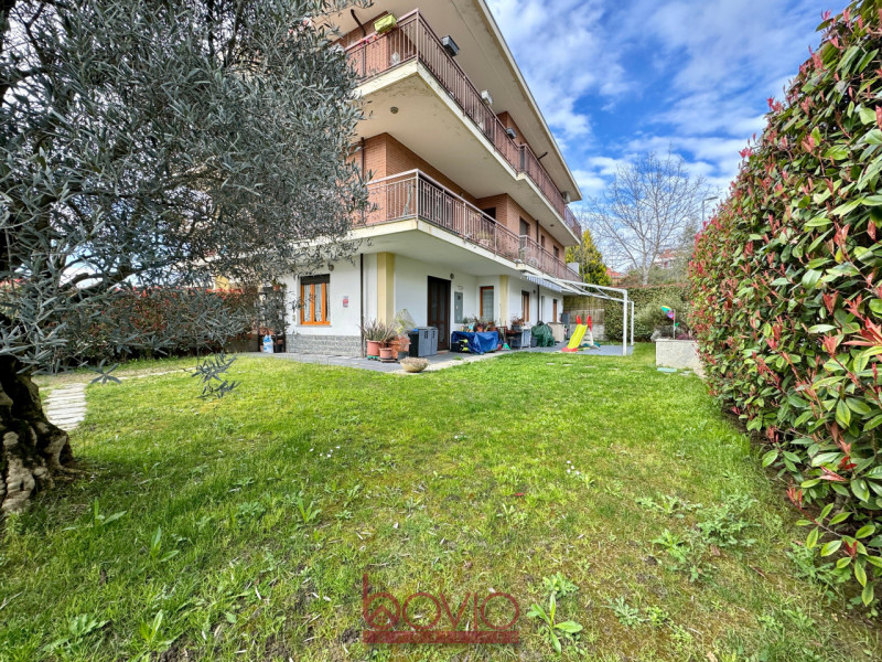 Immagine 3 di Appartamento in vendita  in Via Superga n°19 a Baldissero Torinese