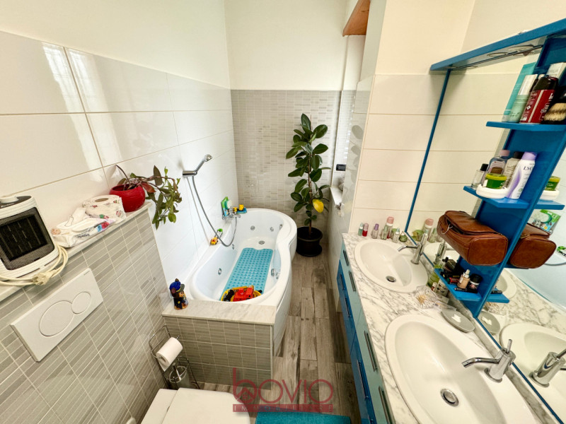 Immagine 33 di Appartamento in vendita  in Via Superga n°19 a Baldissero Torinese