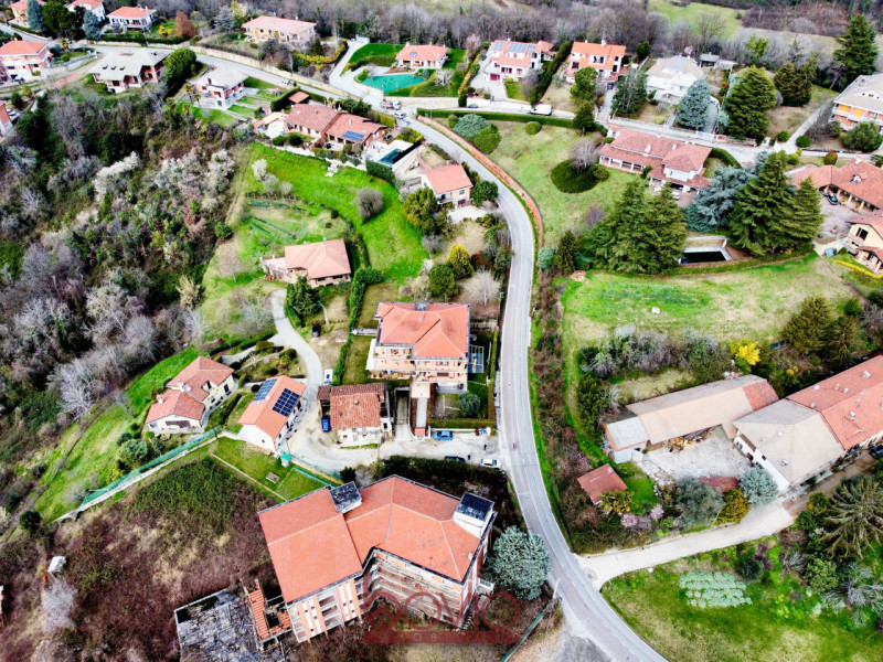 Immagine 49 di Appartamento in vendita  in Via Superga n°19 a Baldissero Torinese