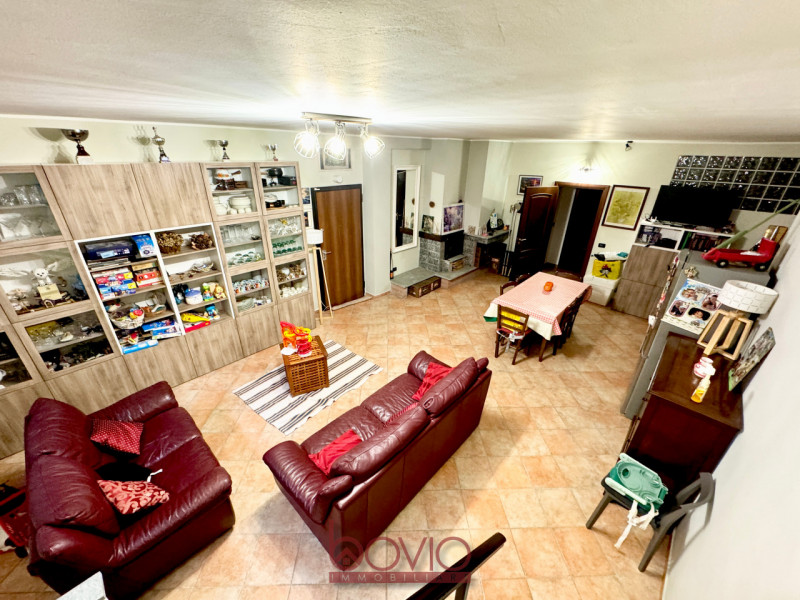 Immagine 51 di Appartamento in vendita  in Via Superga n°19 a Baldissero Torinese