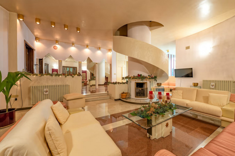 Immagine 6 di Villa in vendita  in Via Montanara 68 a Sava