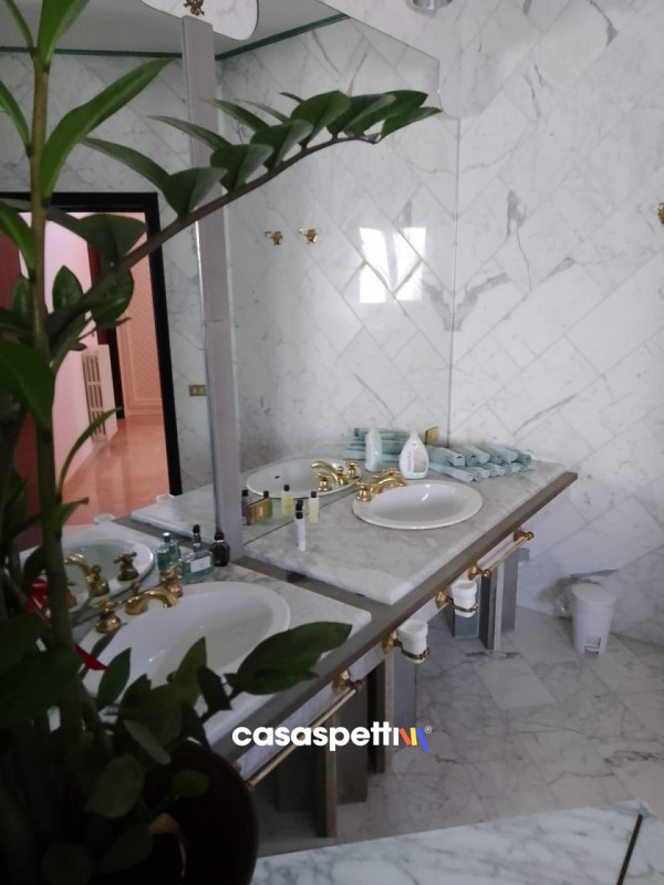 Immagine 25 di Villa in vendita  in Via Montanara 68 a Sava