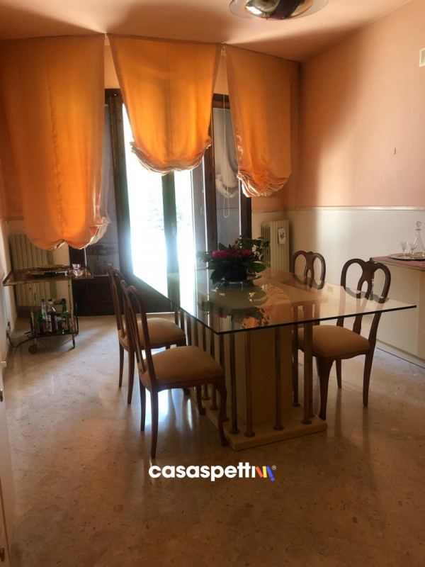 Immagine 29 di Villa in vendita  in Via Montanara 68 a Sava