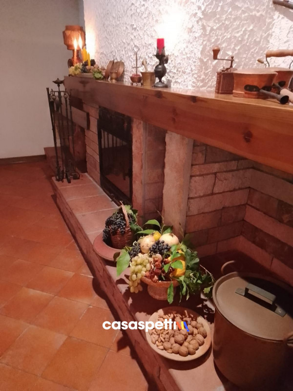 Immagine 56 di Villa in vendita  in Via Montanara 68 a Sava