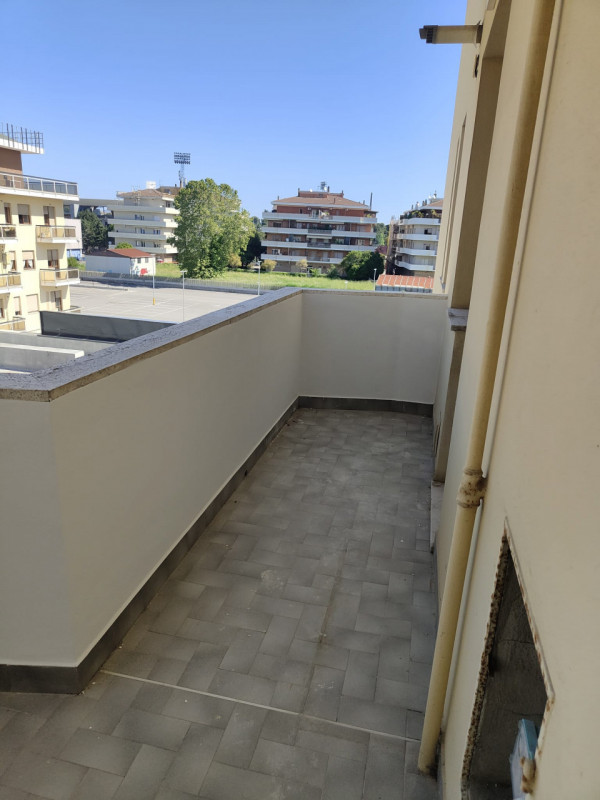 Immagine 6 di Appartamento in affitto  in Zona Stadio a Pescara
