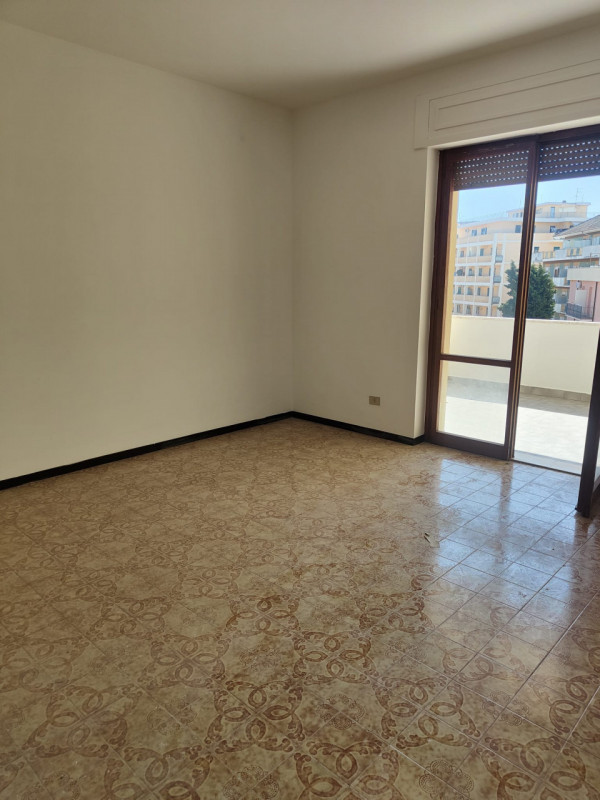 Immagine 19 di Appartamento in affitto  in Zona Stadio a Pescara