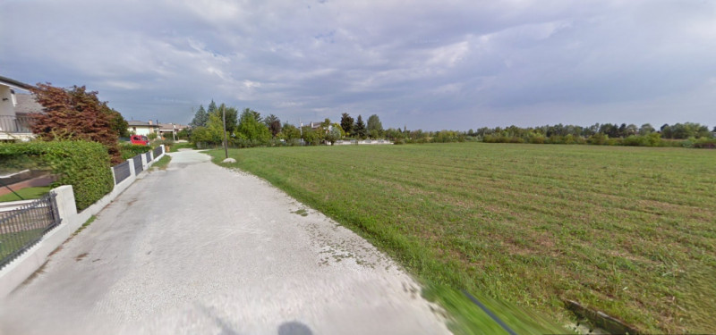 Immagine 1 di Terreno in vendita  a San Biagio Di Callalta