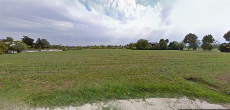 Immagine 2 di Terreno in vendita  a San Biagio Di Callalta