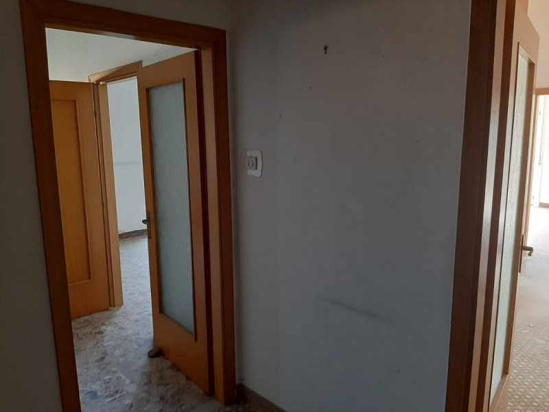 Immagine 10 di Appartamento in vendita  in via Antonio D'Arco a Eboli