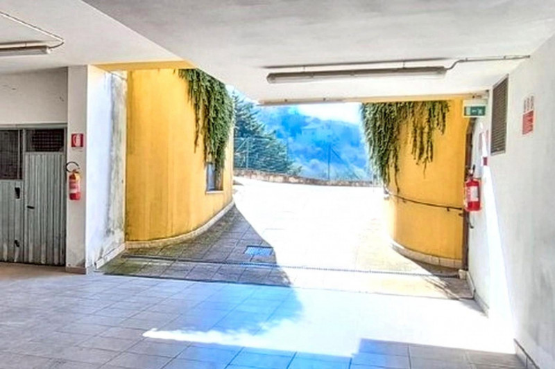 Immagine 4 di Cantina in vendita  in Via Sant'Esuperanzio, N. 29/G a Cingoli