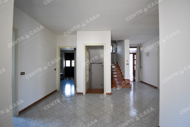 Foto annuncio 24