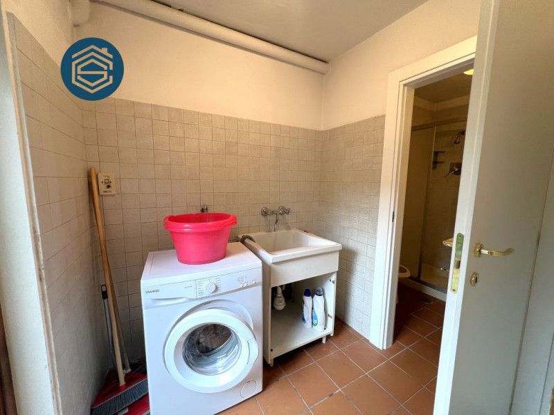 Immagine 11 di Casa indipendente in vendita  in Via Bruno Buozzi 127 a Campi Bisenzio