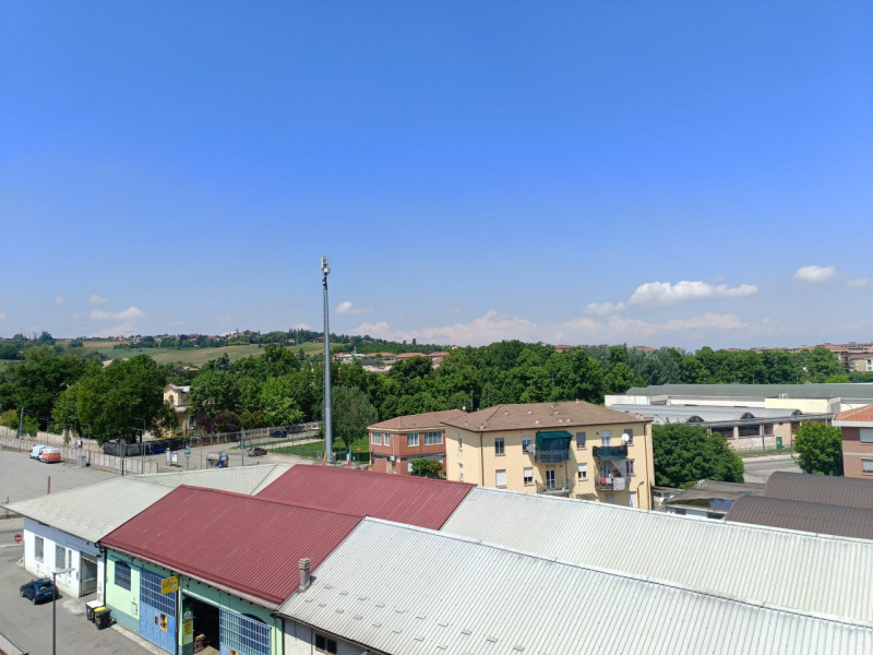 Immagine 30 di Appartamento in vendita  in Via Paolo Desana   4 a Casale Monferrato