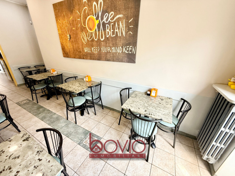 Immagine 12 di Attività commerciale in vendita  in Via Frejus n°117/a a Torino