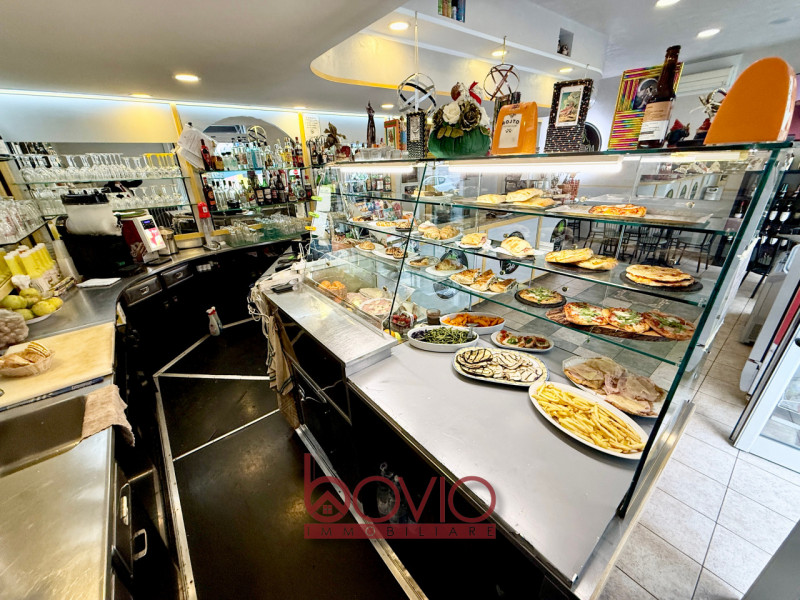 Immagine 19 di Attività commerciale in vendita  in Via Frejus n°117/a a Torino