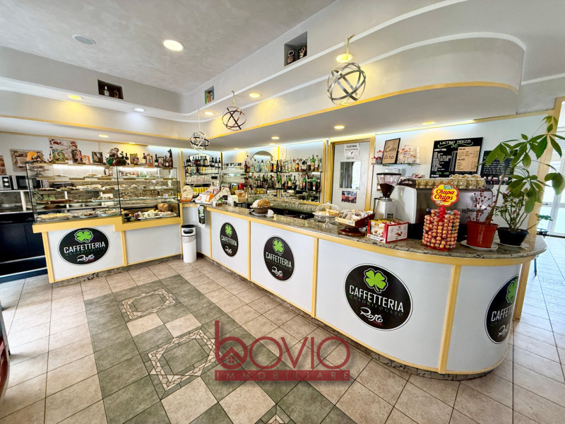 Immagine 27 di Attività commerciale in vendita  in Via Frejus n°117/a a Torino