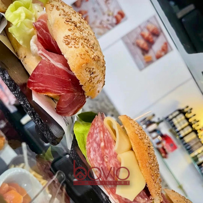 Immagine 29 di Attività commerciale in vendita  in Via Frejus n°117/a a Torino