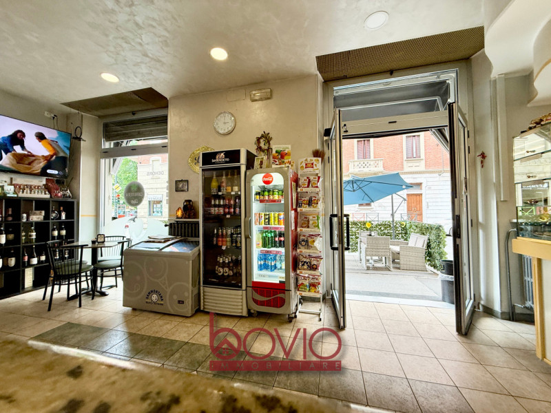 Immagine 35 di Attività commerciale in vendita  in Via Frejus n°117/a a Torino