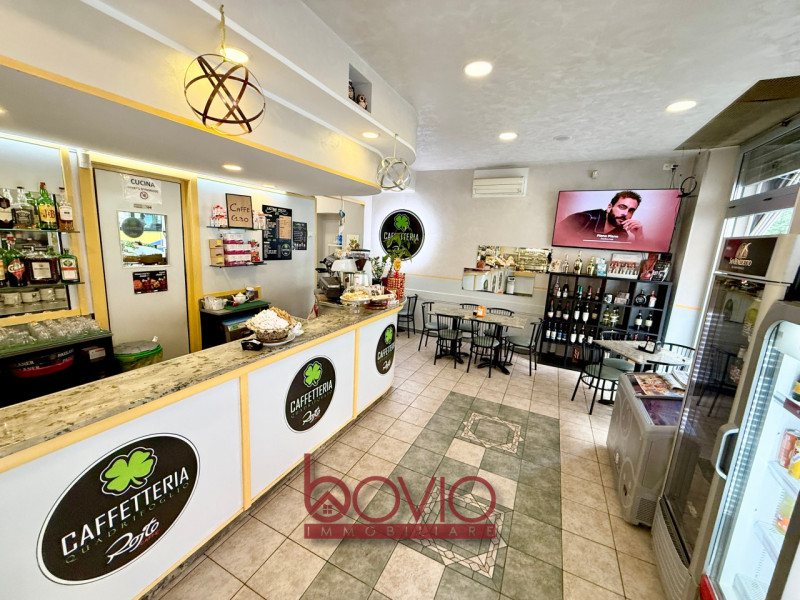 Immagine 38 di Attività commerciale in vendita  in Via Frejus n°117/a a Torino