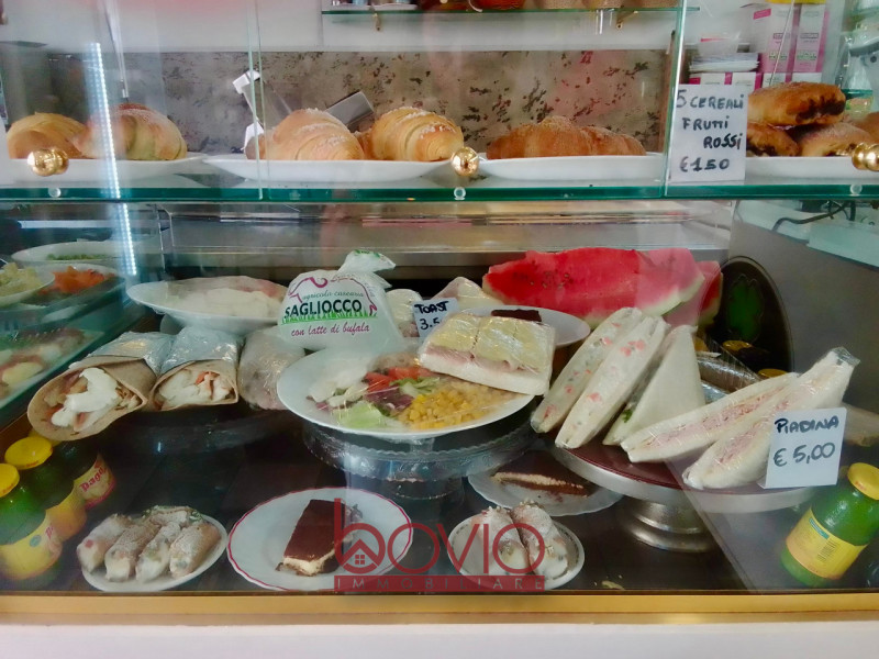 Immagine 48 di Attività commerciale in vendita  in Via Frejus n°117/a a Torino