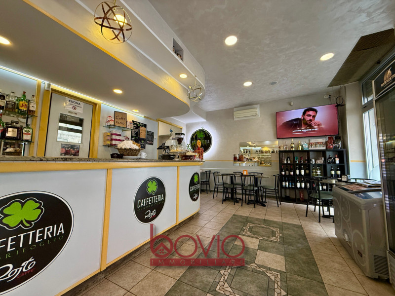 Immagine 57 di Attività commerciale in vendita  in Via Frejus n°117/a a Torino