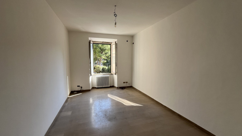 Immagine 10 di Appartamento in vendita  in PIAZZA STAMIRA a Ancona