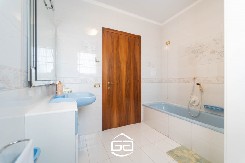 Immagine 32 di Casa bifamiliare in vendita  in Via Crosara, 2/E a Bolzano Vicentino