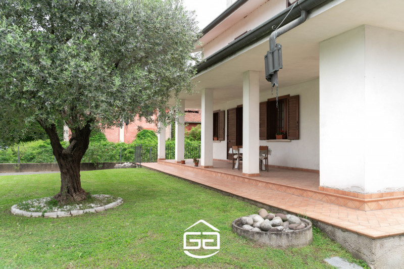 Immagine 53 di Casa bifamiliare in vendita  in Via Crosara, 2/E a Bolzano Vicentino