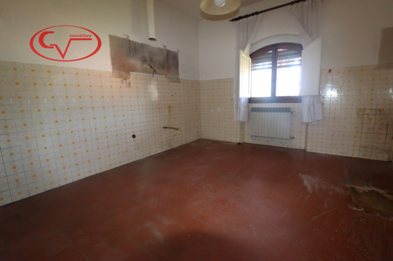 Immagine 11 di Attico in vendita  in via martiri della libertà a San Giovanni Valdarno