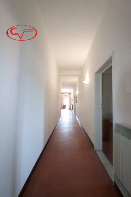 Immagine 26 di Attico in vendita  in via martiri della libertà a San Giovanni Valdarno