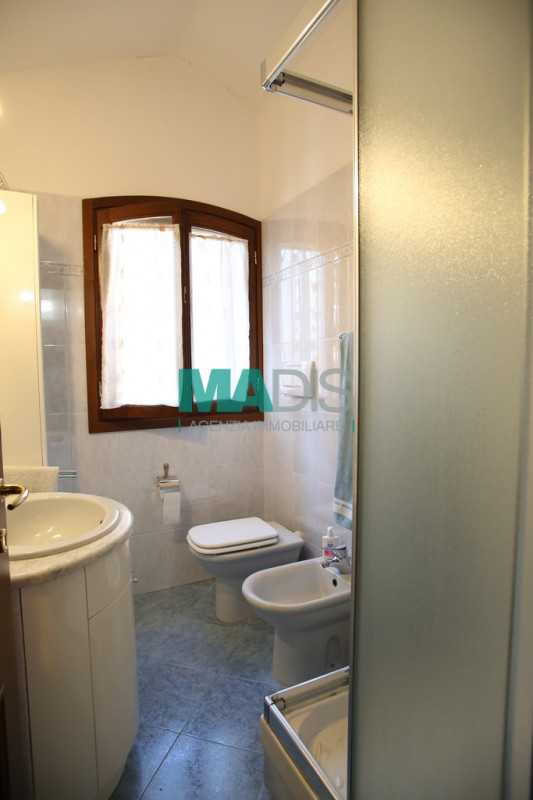 Immagine 23 di Casa indipendente in vendita  in Via Lorenzo da Prato a Prato